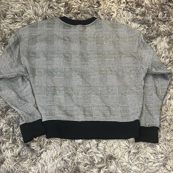Embroidered plaid sweatshirt - Picture 4 of 4